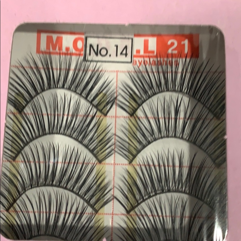 10 pairs of beautiful lashes no. 4